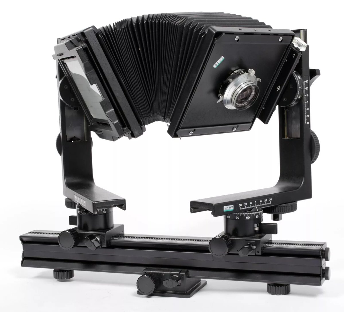 Horseman 45L All geared 4X5 Camera with 165mm lens + holders + film +  fresnel (#4127)